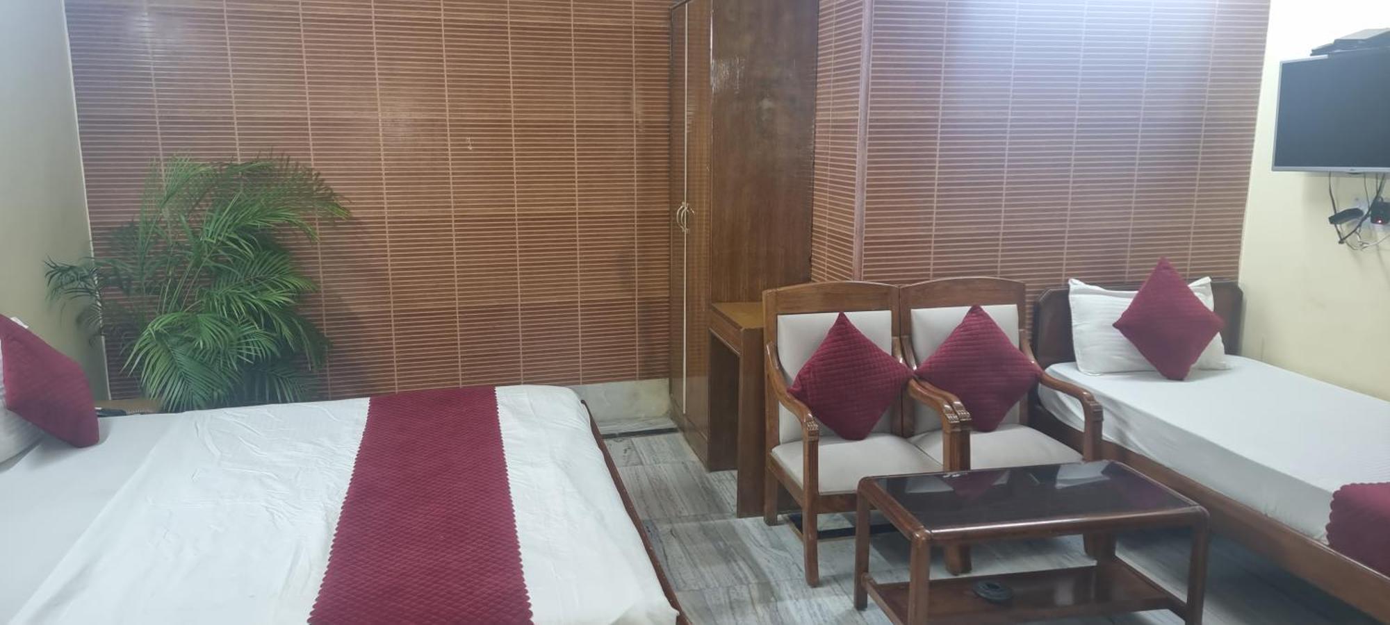 Hotel Har Ki Pauri By Around Stays Haridwār Dış mekan fotoğraf
