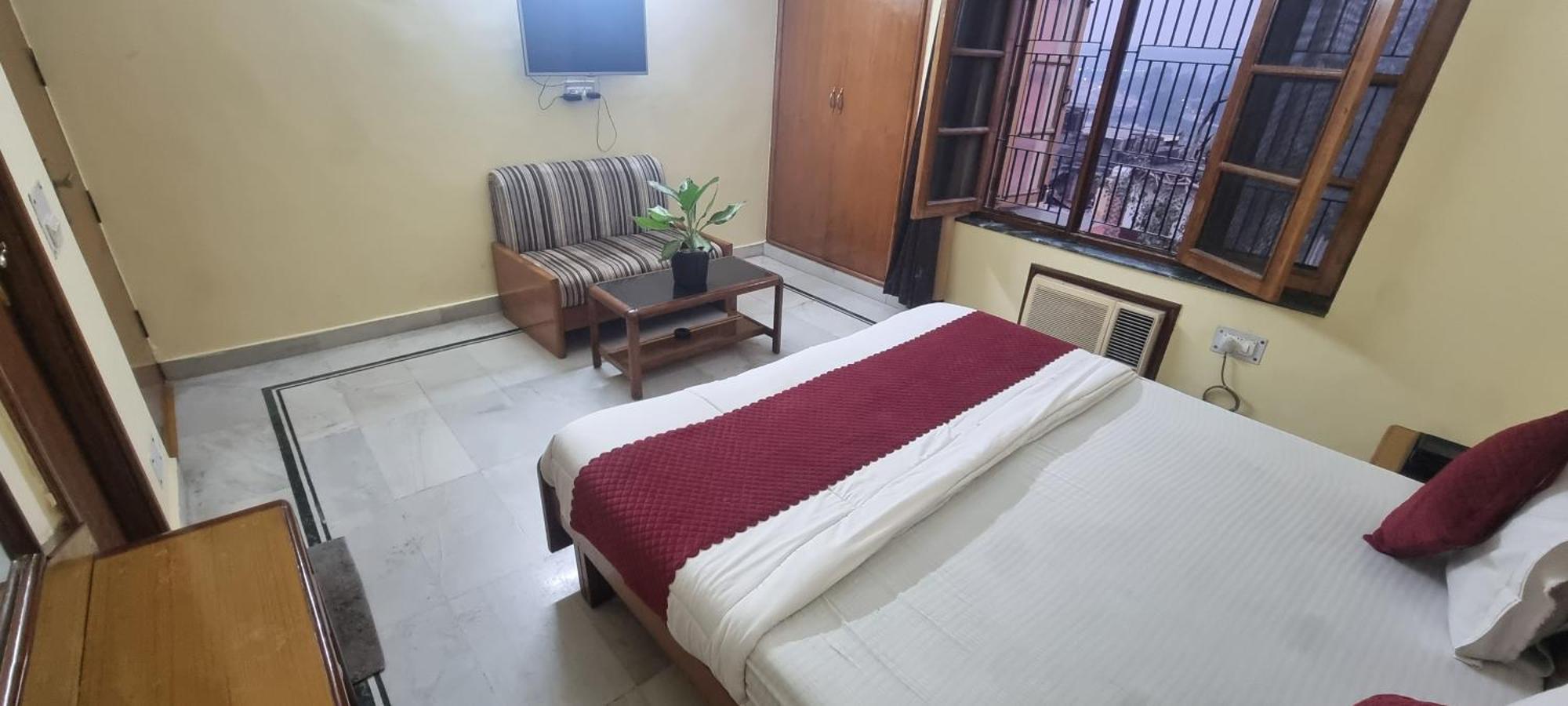 Hotel Har Ki Pauri By Around Stays Haridwār Dış mekan fotoğraf