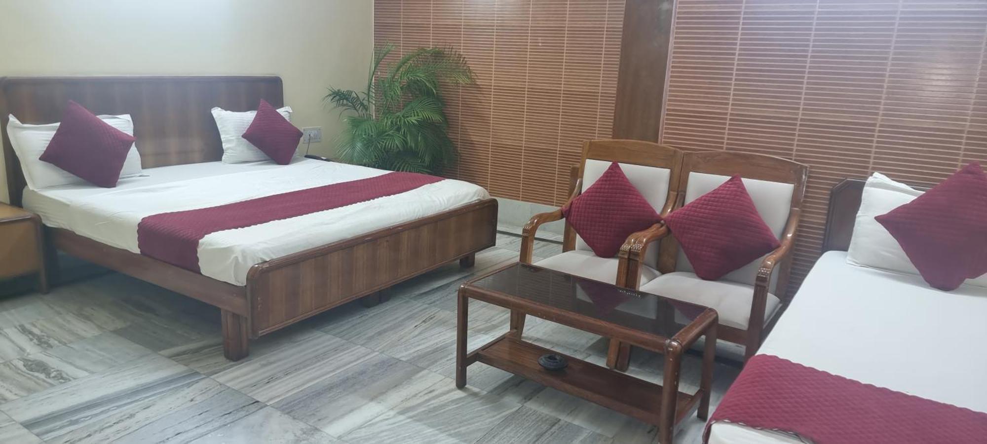 Hotel Har Ki Pauri By Around Stays Haridwār Dış mekan fotoğraf