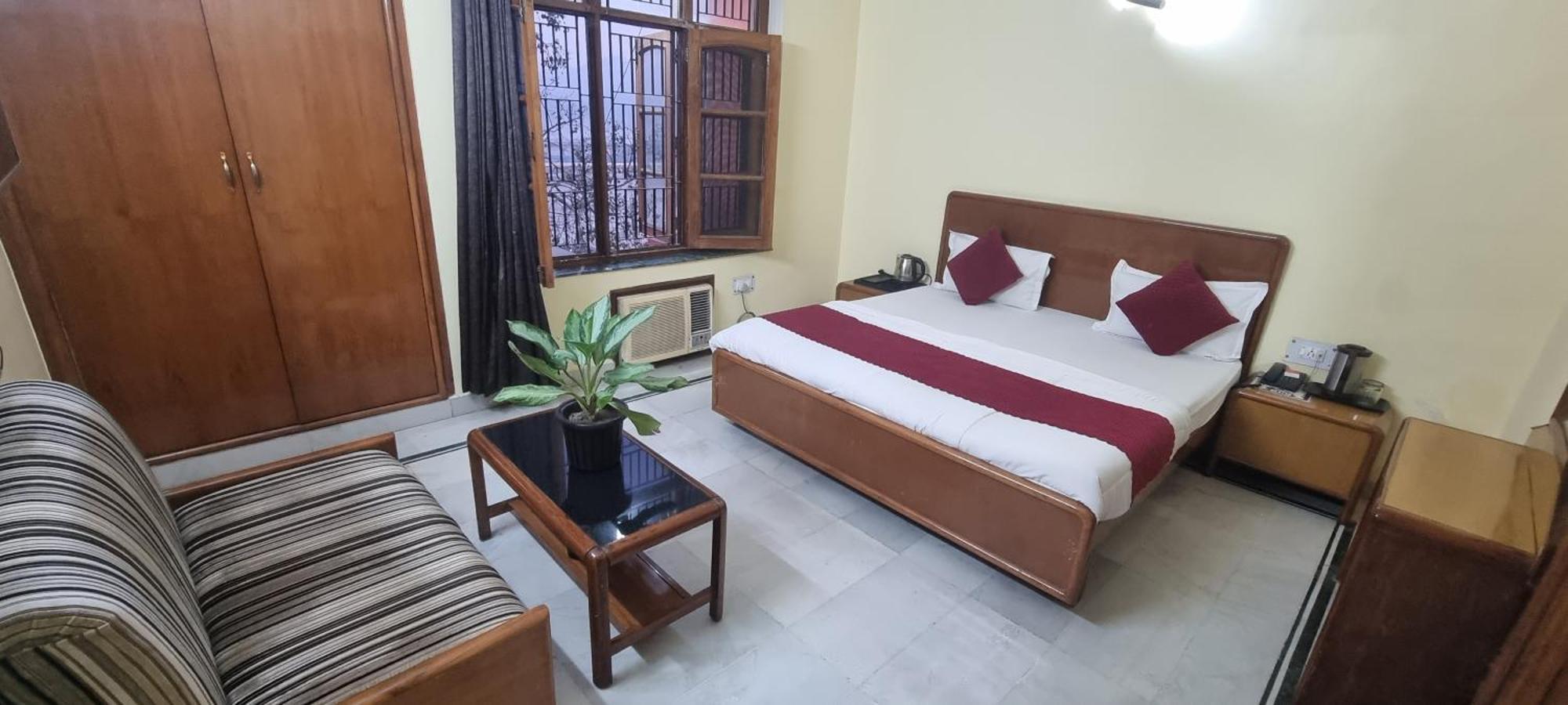 Hotel Har Ki Pauri By Around Stays Haridwār Dış mekan fotoğraf