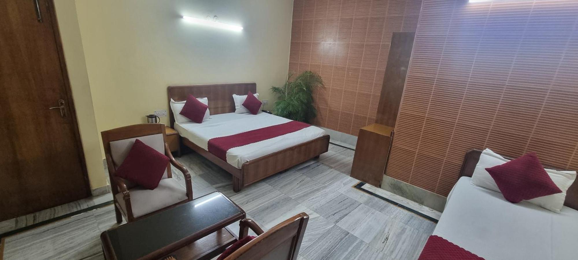 Hotel Har Ki Pauri By Around Stays Haridwār Dış mekan fotoğraf